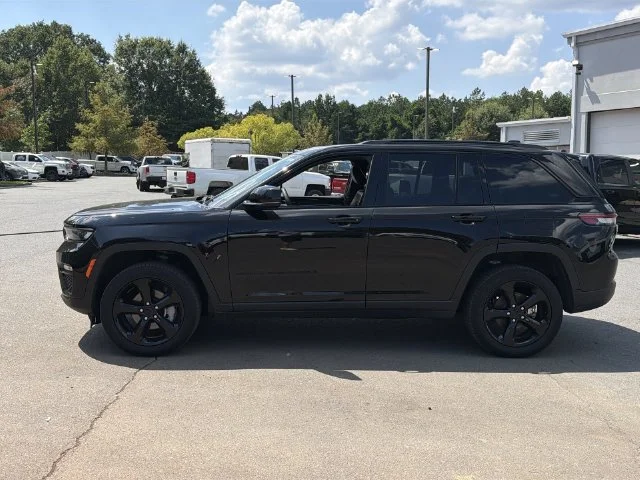 Used 2025 Black Jeep Limited image 10