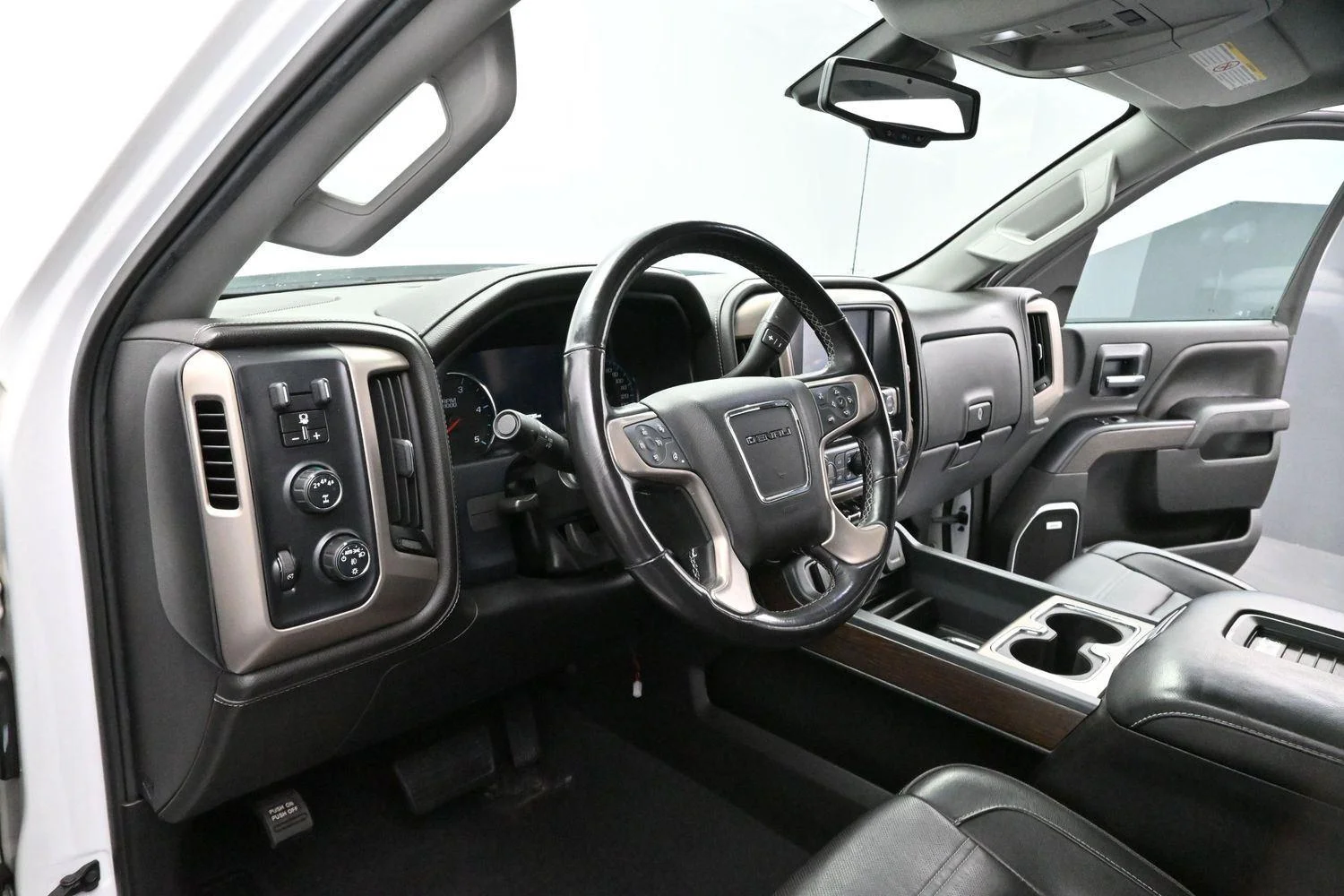 Used 2019 Summit White GMC Denali image 13