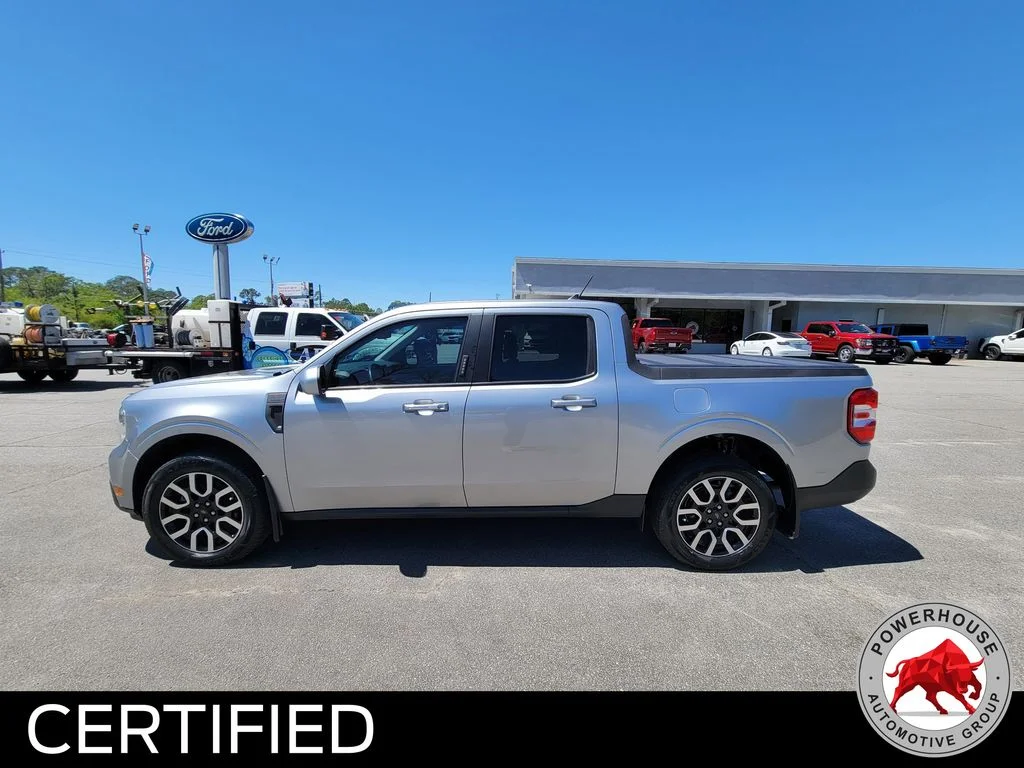 Used 2023 Silver Ford Lariat image 3