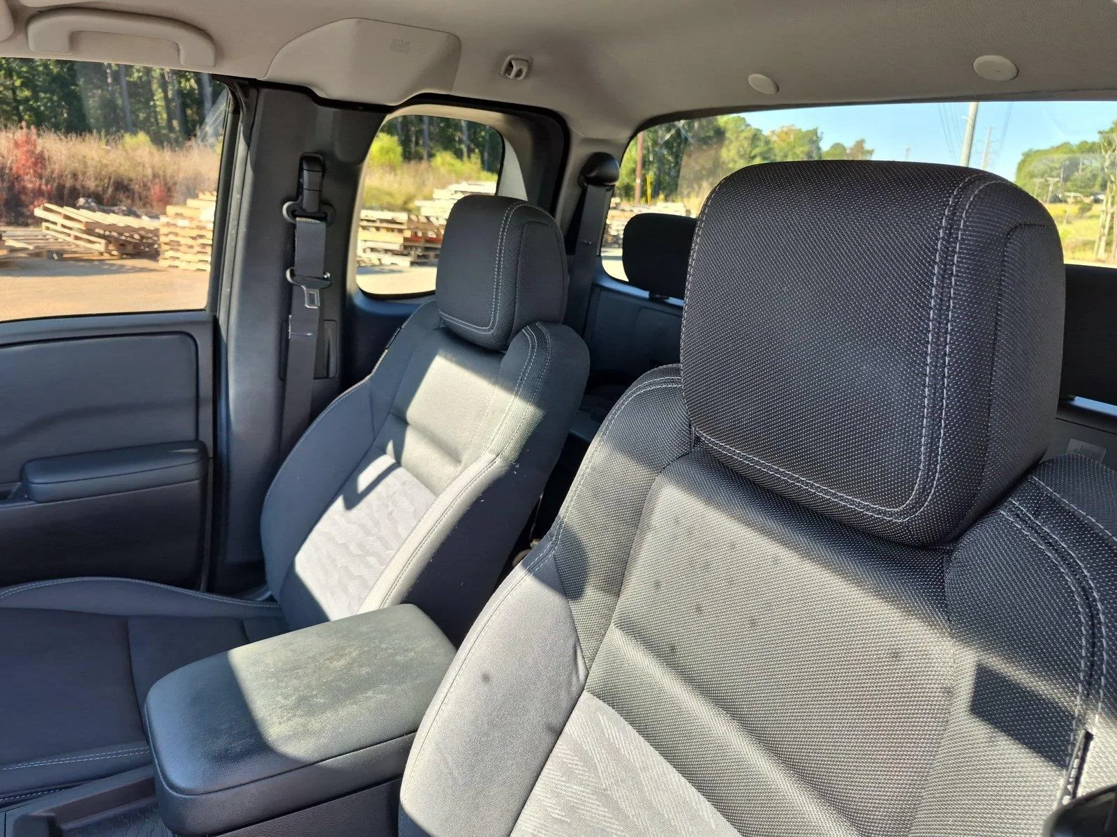 Used 2022 Gun Metallic Nissan SV image 16