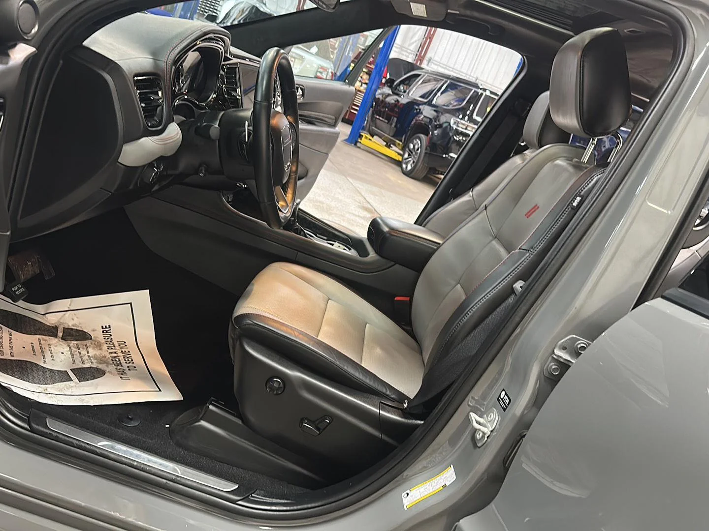 Used 2023 Destroyer Gray Clearcoat Dodge R/T Premium image 15