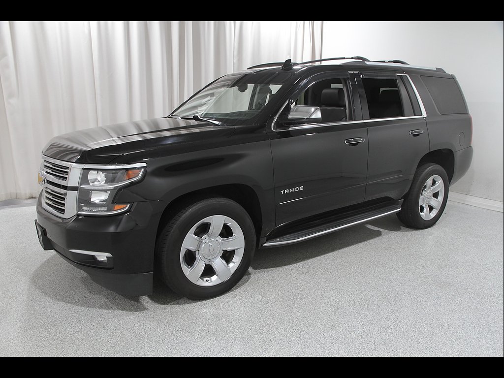 Used 2018 Black Chevrolet Premier image 3