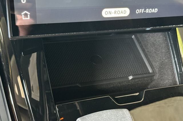 Used 2025 Gray Land Rover Dynamic SE image 20