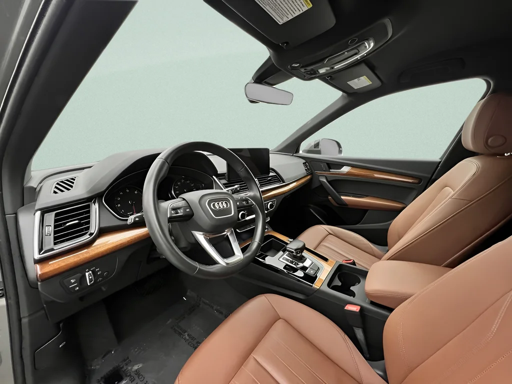 Used 2023 District Green Metallic Audi 45 S line Premium image 9
