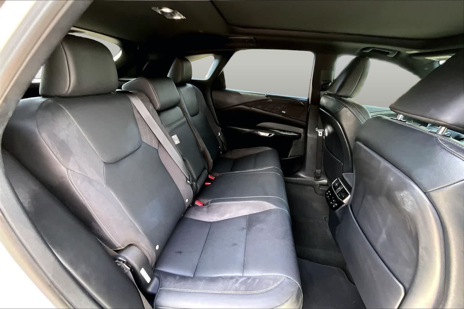 Used 2024 Eminent White Pearl Lexus Luxury image 20