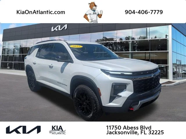2025 Chevrolet Traverse AWD Z71's photo