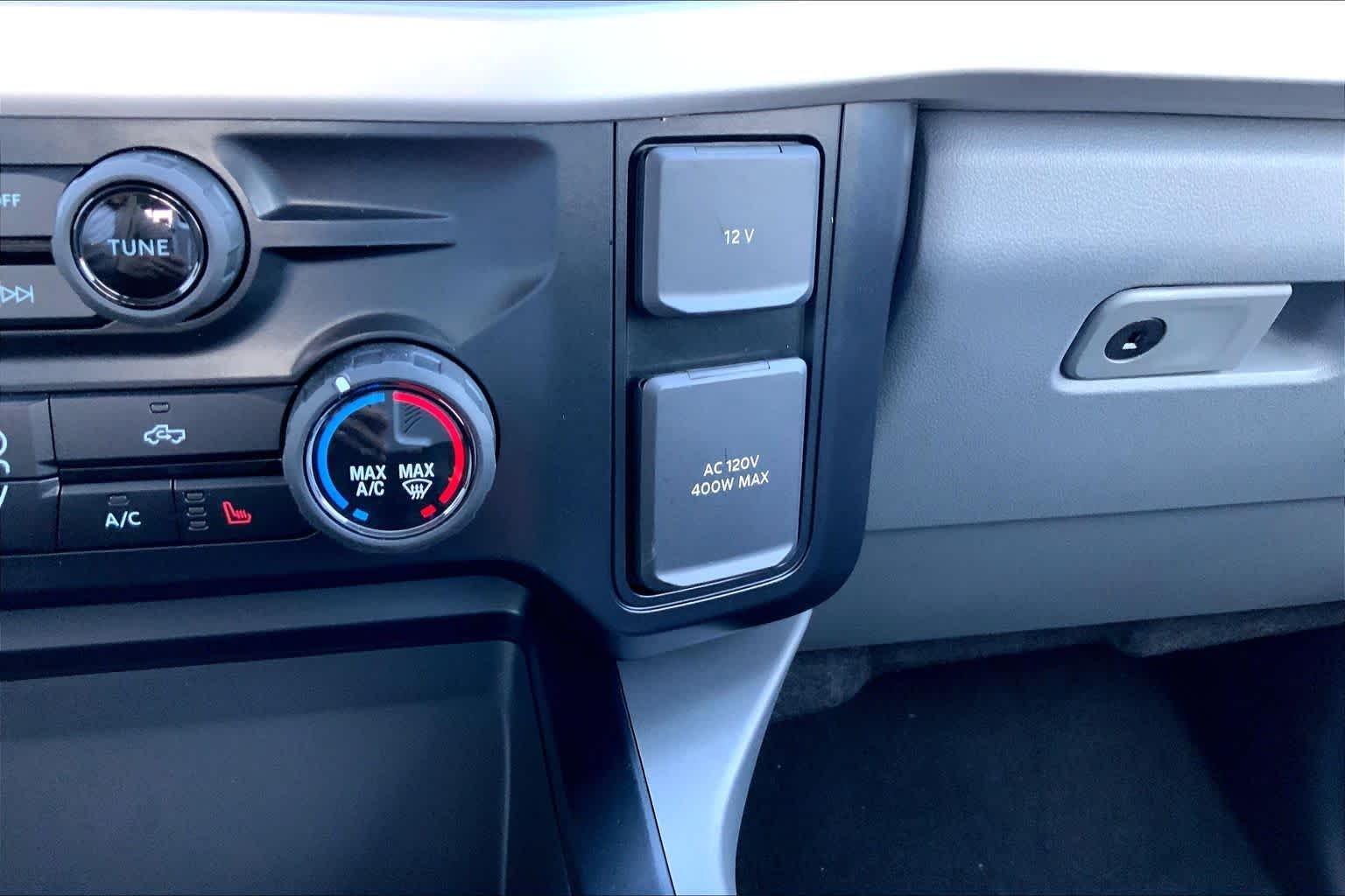 New 2026 Carbonized Gray Metallic Ford F-250® XLT image 18