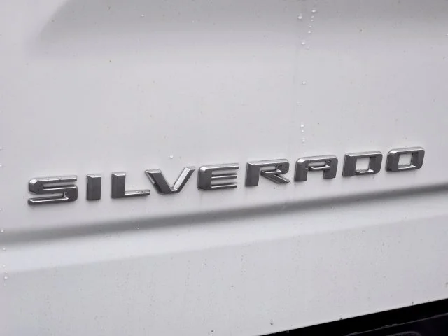 Used 2025 White Chevrolet LTZ image 20