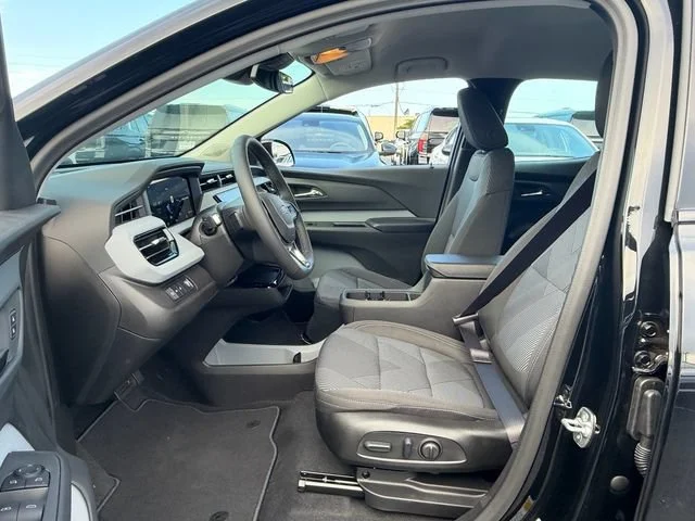 New 2027 Mosaic Black Metallic Chevrolet LT image 5