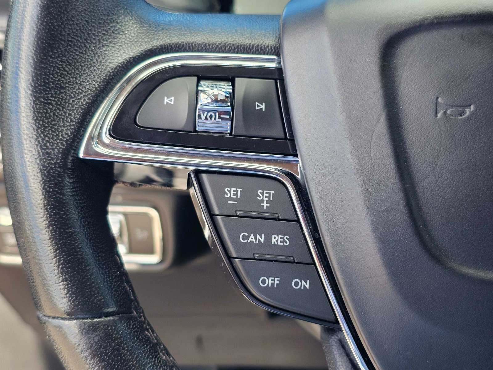 Used 2022  Lincoln Standard image 20