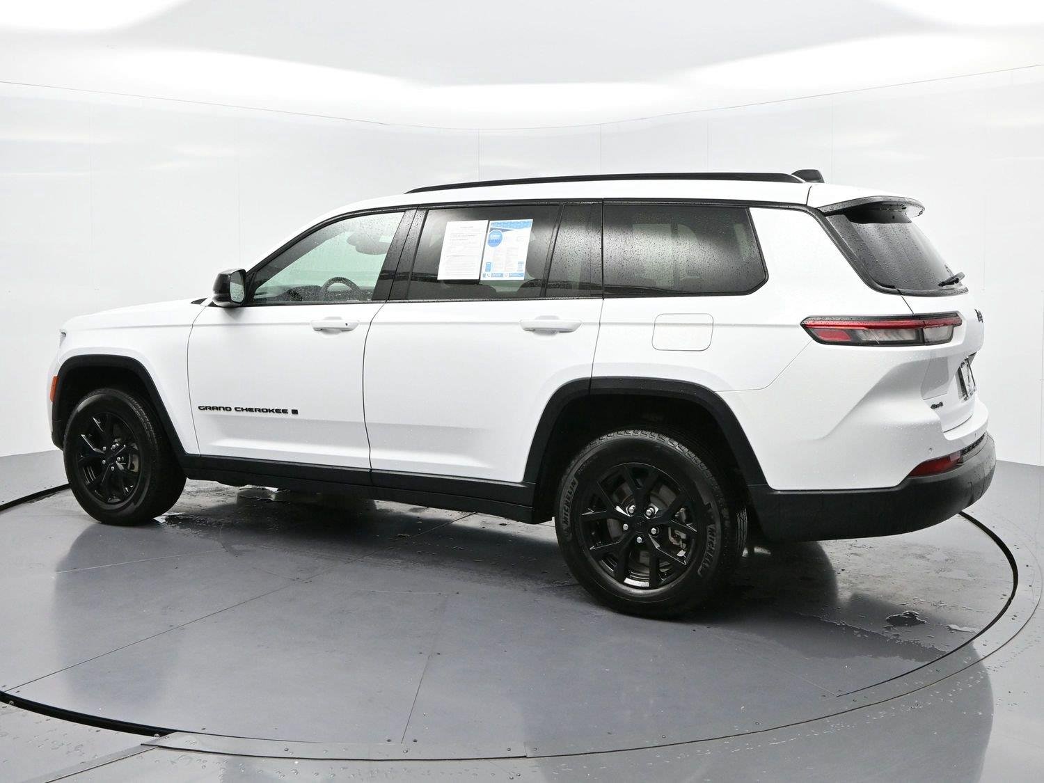 Used 2024 Bright White Clearcoat Jeep Altitude X image 4