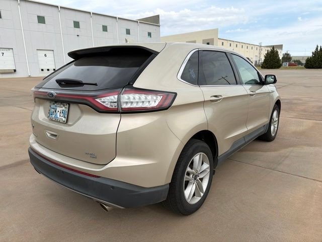 Used 2018 Gold Ford SEL image 3