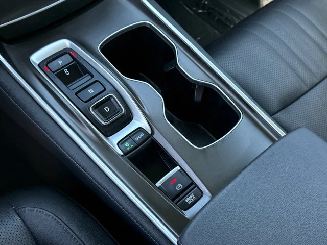 2022 Honda Accord Touring - Photo 9