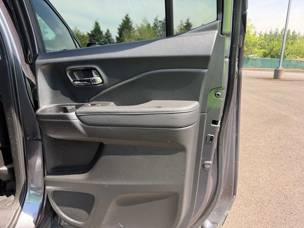 Used 2022 Modern Steel Metallic Honda RTL-E image 26