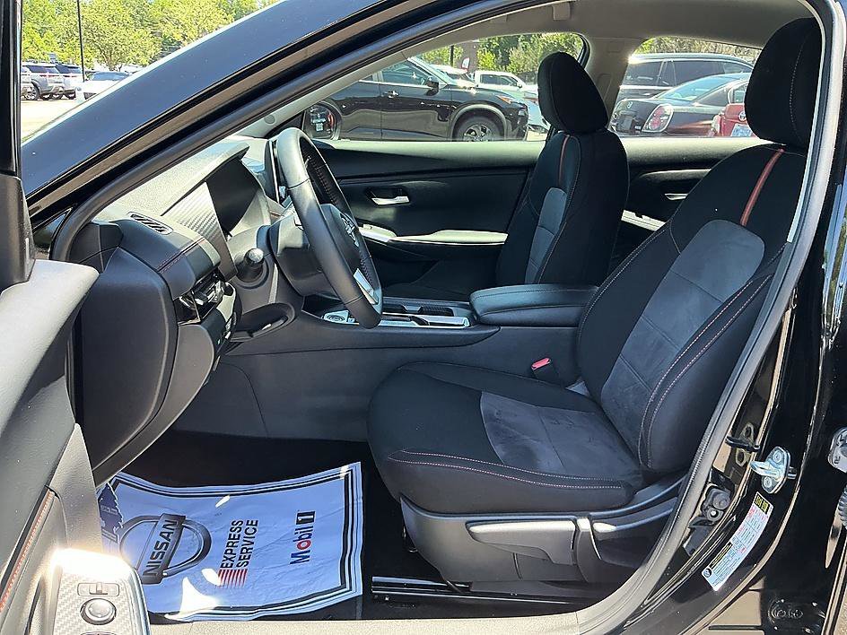 Certified Used 2024 Super Black Nissan SR image 12
