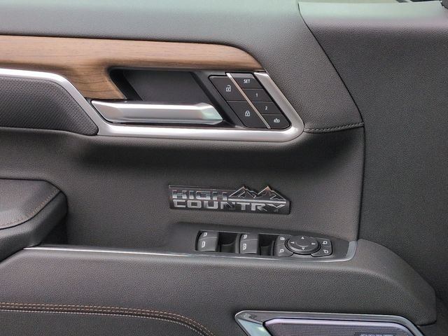 2026 Chevrolet Silverado 1500 High Country - Photo 26