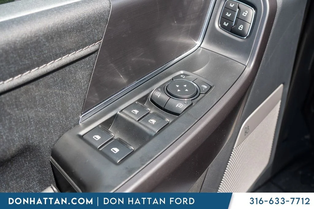 New 2026 Oxford White Ford Lariat® image 14