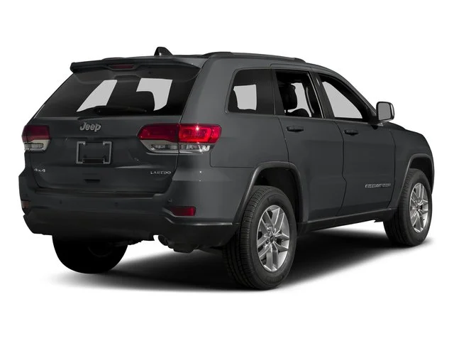 Used 2017 Jeep Grand Cherokee Altitude with VIN 1C4RJFAG4HC704232 for sale in Kansas City
