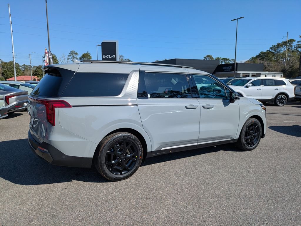 New 2026 Ceramic Silver Kia SX image 4
