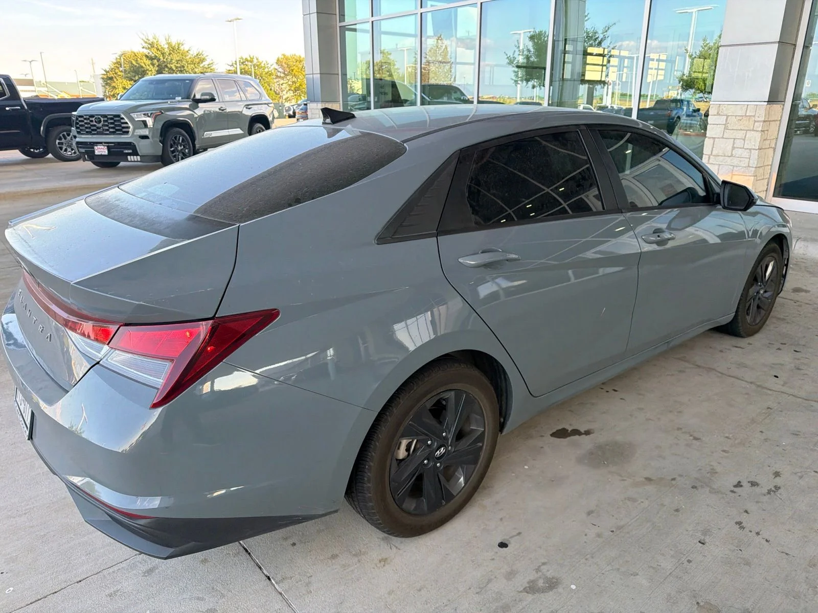 Used 2023 Gray Hyundai SEL image 14