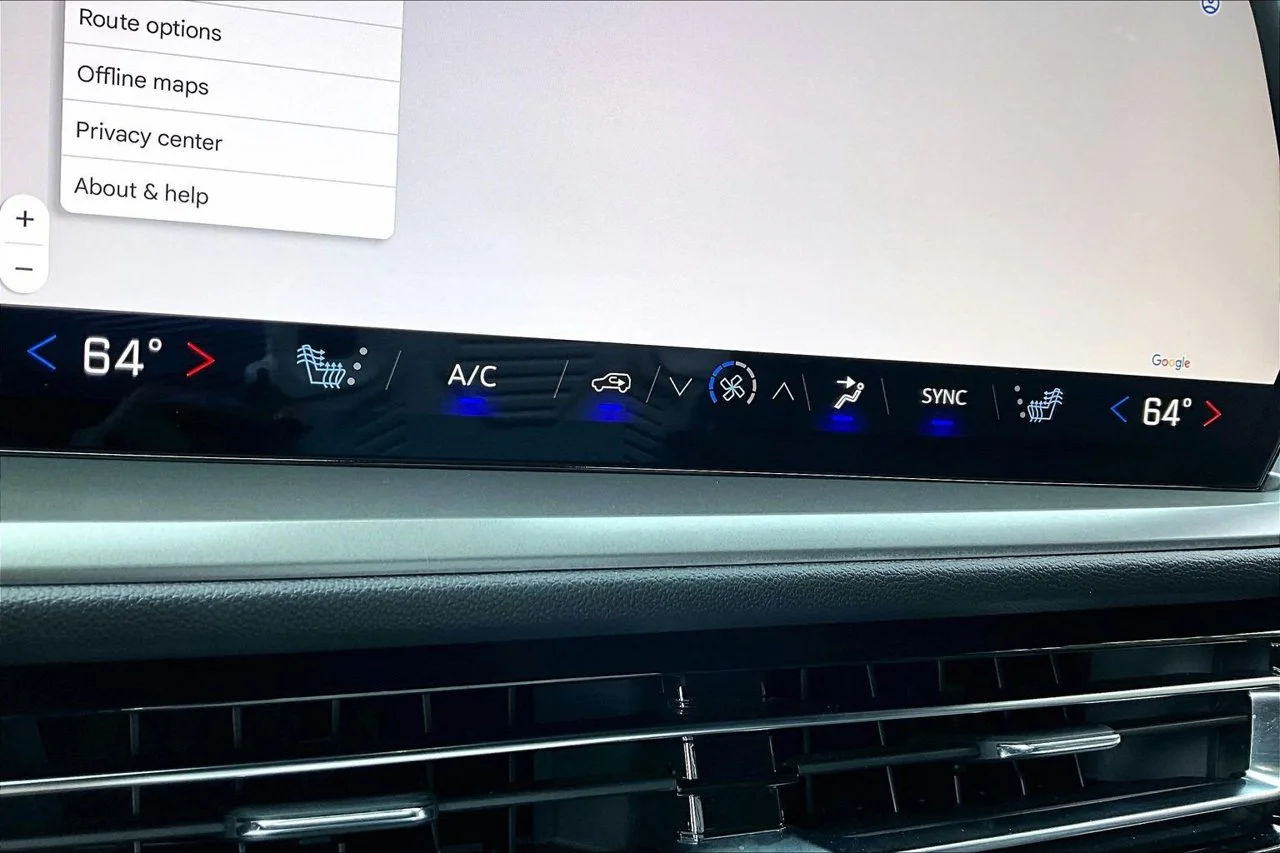 Used 2025 Black Chevrolet LT image 17