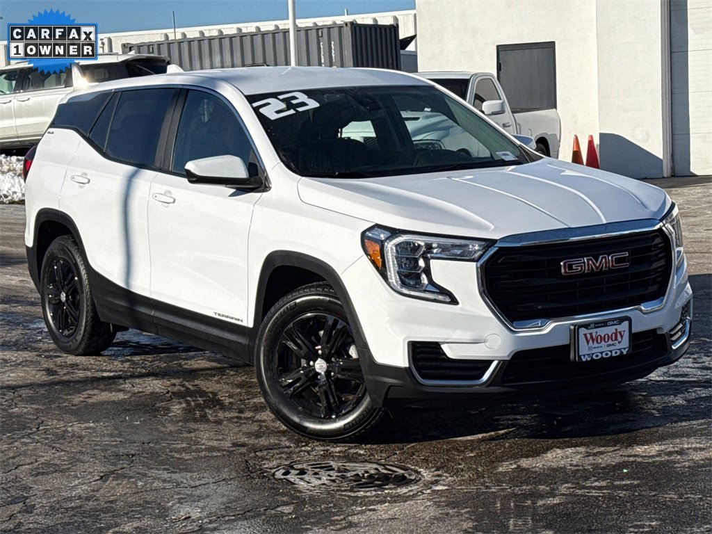 2023 GMC TERRAIN - Image 1
