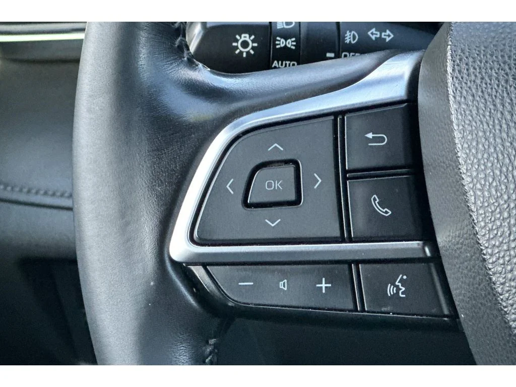 Used 2021 Ruby Flare Pearl Toyota XSE image 38