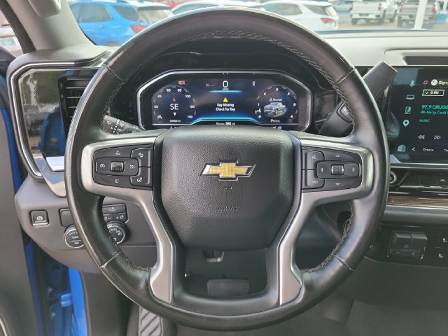 2025 Chevrolet Silverado 1500 LT - Photo 22