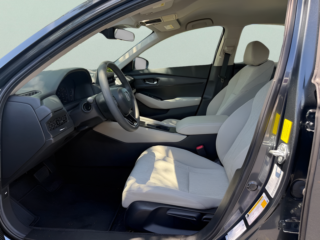 Used 2025 Gray Honda LX image 9