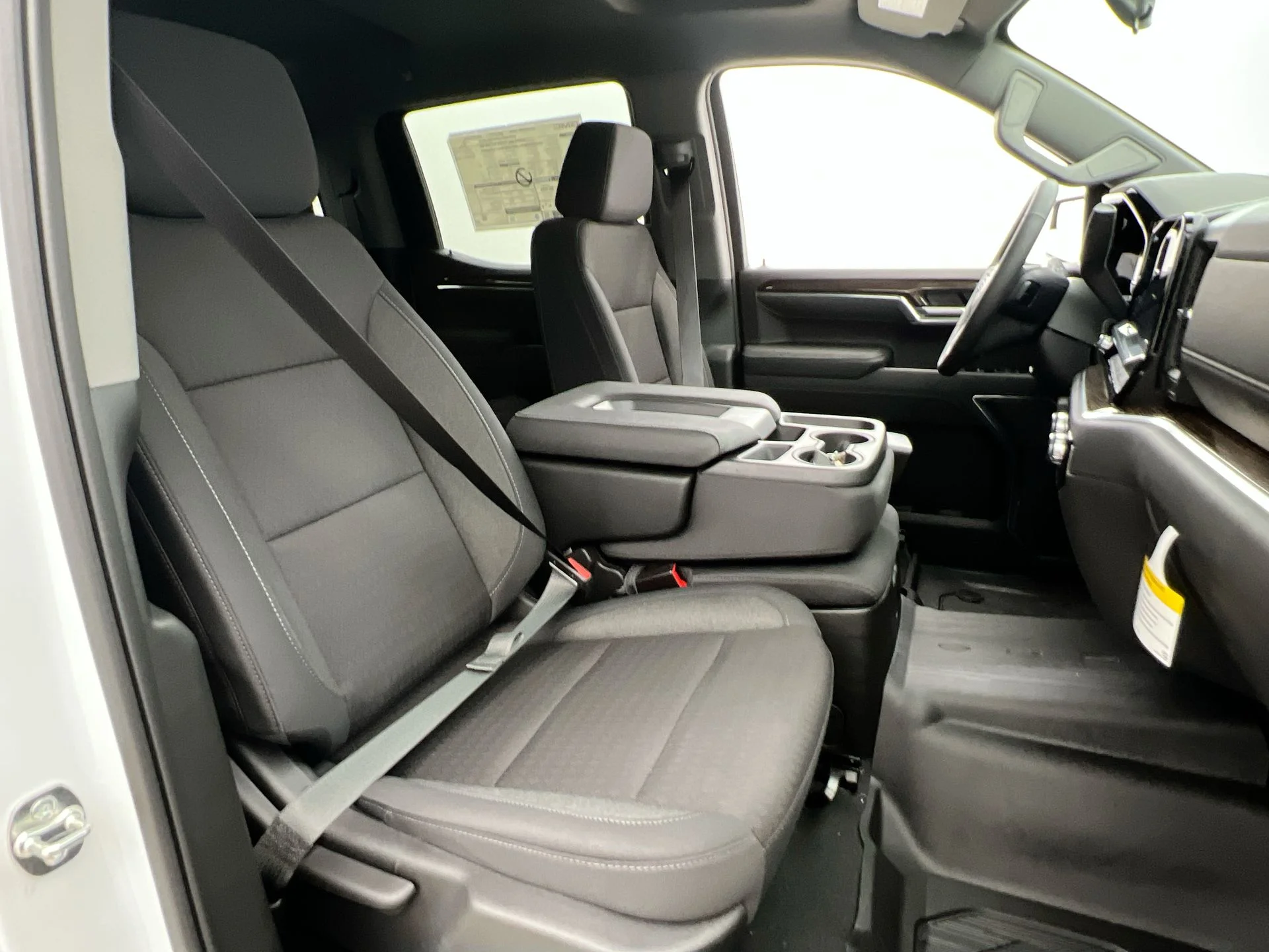 New 2026 Summit White GMC SLE image 82