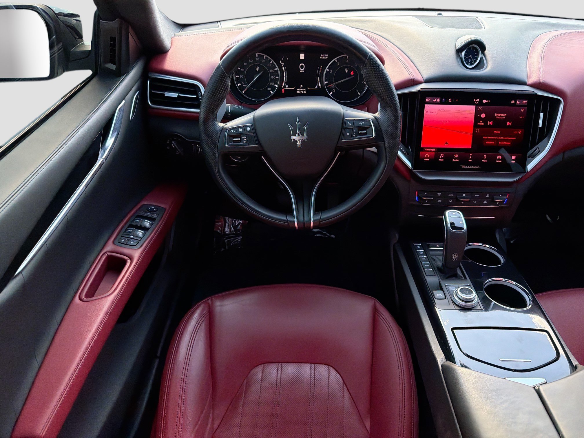 Used 2023  Maserati Modena image 17
