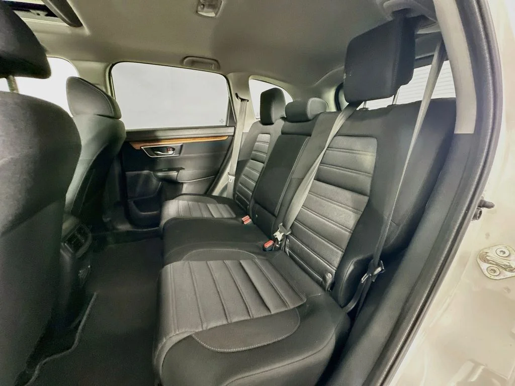 Used 2019  Honda EX image 25