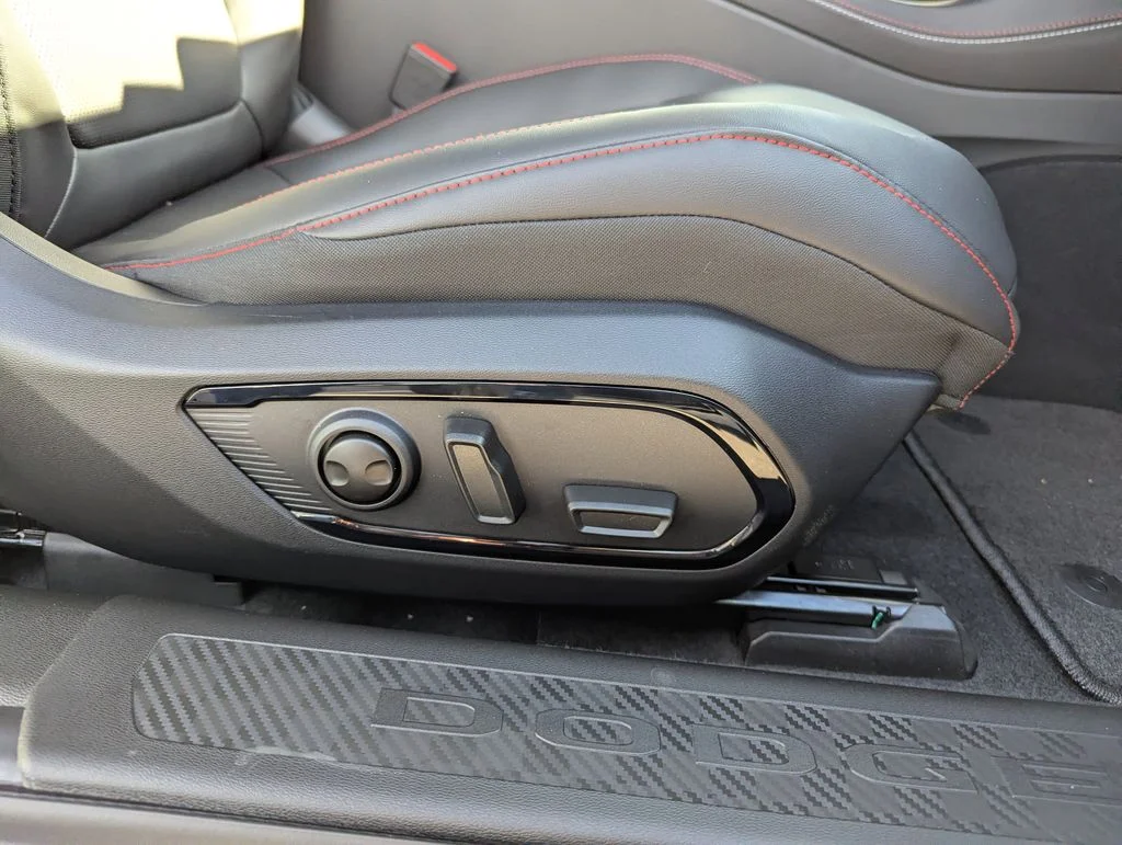 New 2026 White Knuckle Exterior Paint Dodge Scat Pack Plus image 36