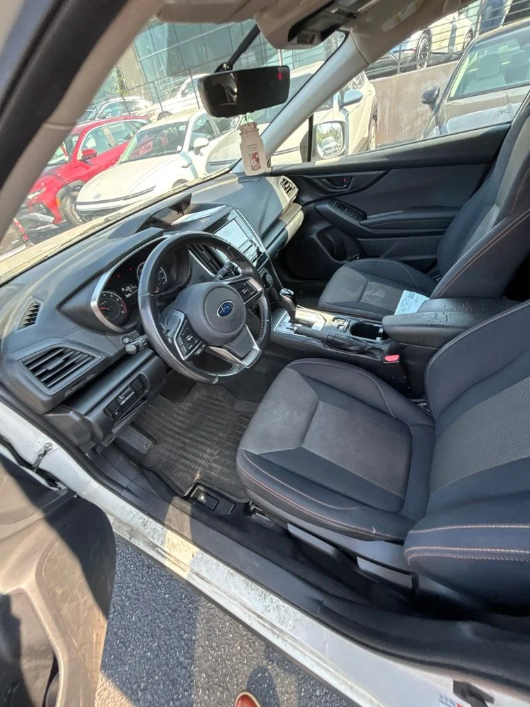 Used 2019 Crystal White Pearl Subaru 2.0i Premium image 5