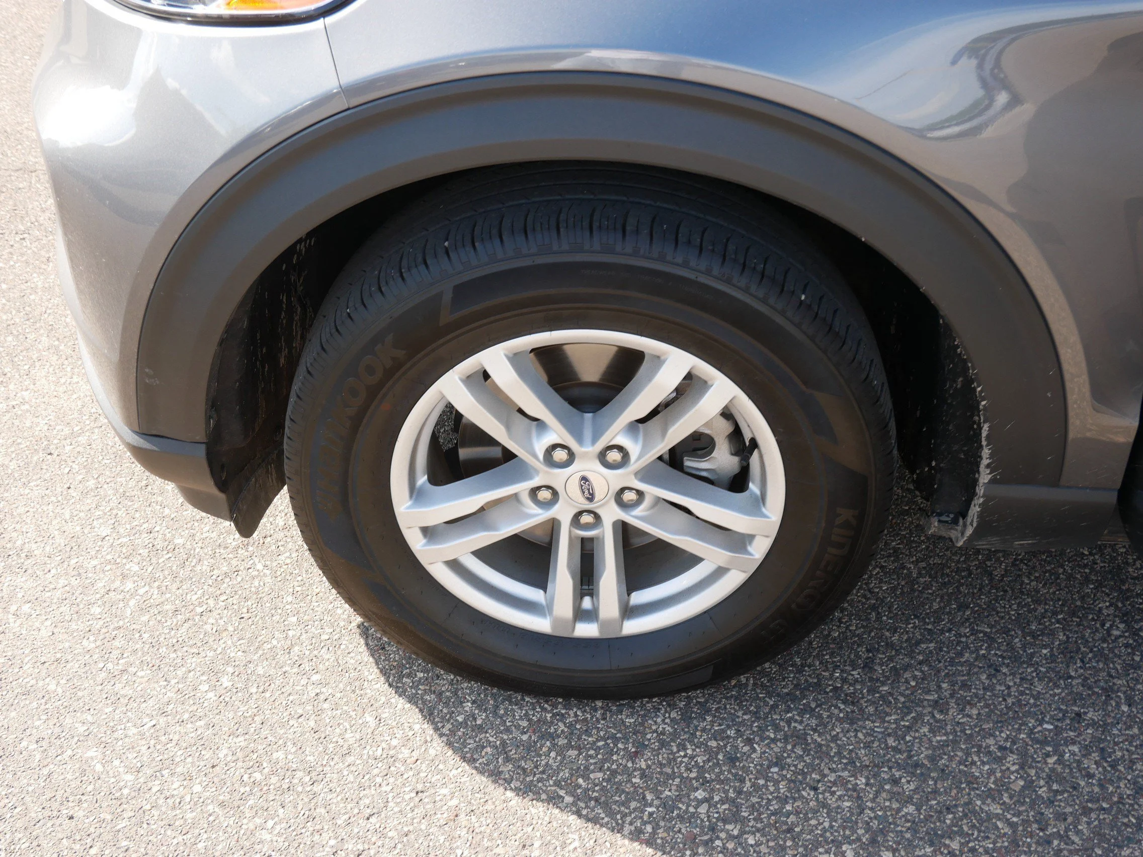 Used 2023 Carbonized Gray Metallic Ford XLT image 15