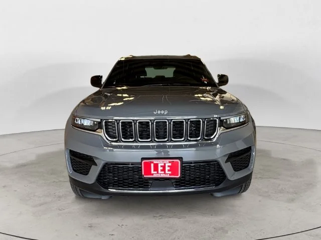 New 2027 Gray Jeep Laredo image 9