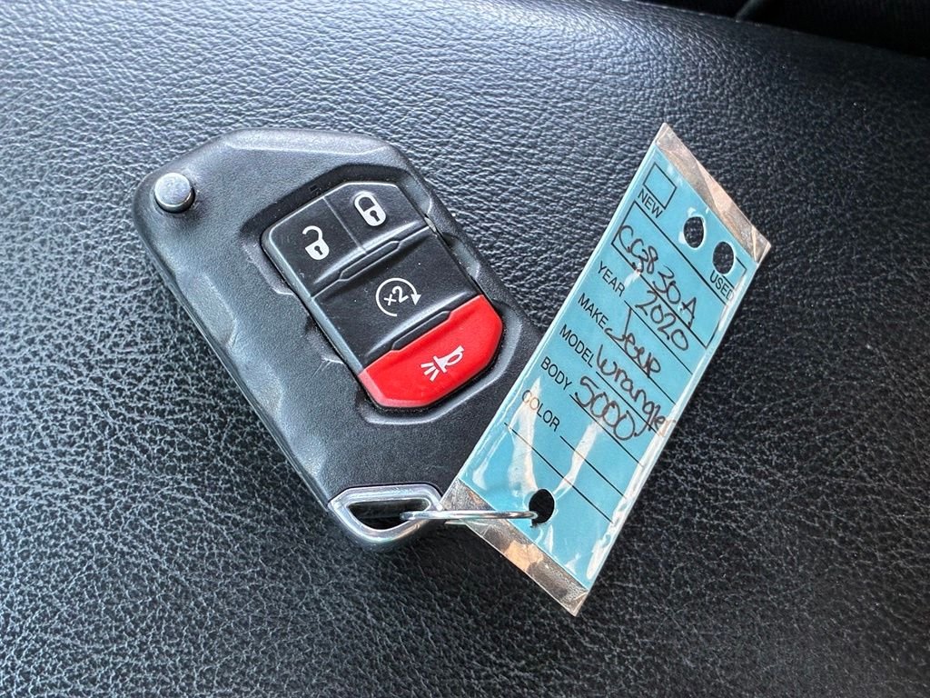 Used 2020  Jeep Rubicon image 52
