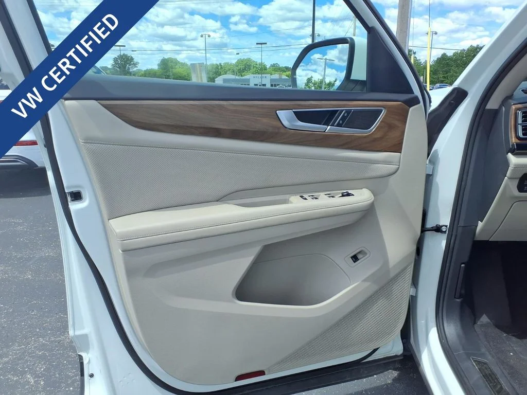 Certified Used 2024 White Volkswagen 2.0T SE w/Technology image 10