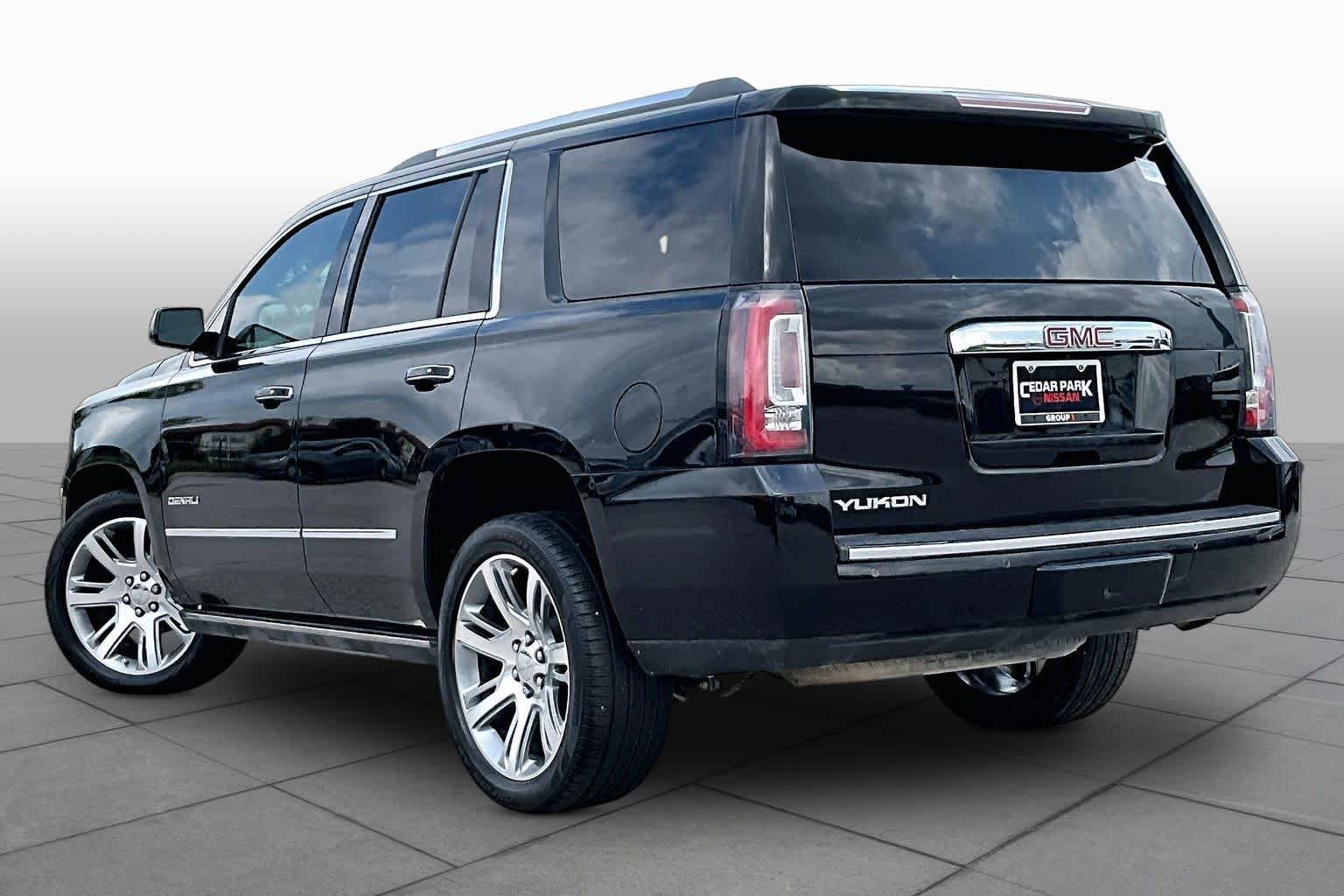 Used 2018 Onyx Black GMC Denali image 12