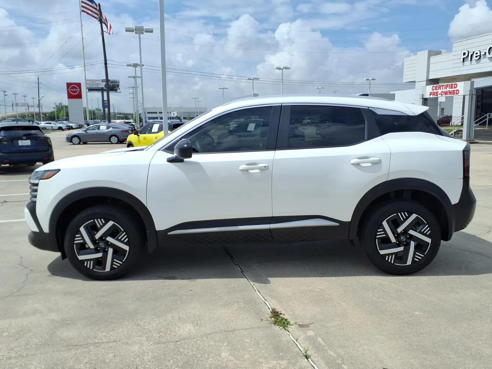 2026 Nissan Kicks SV - 8