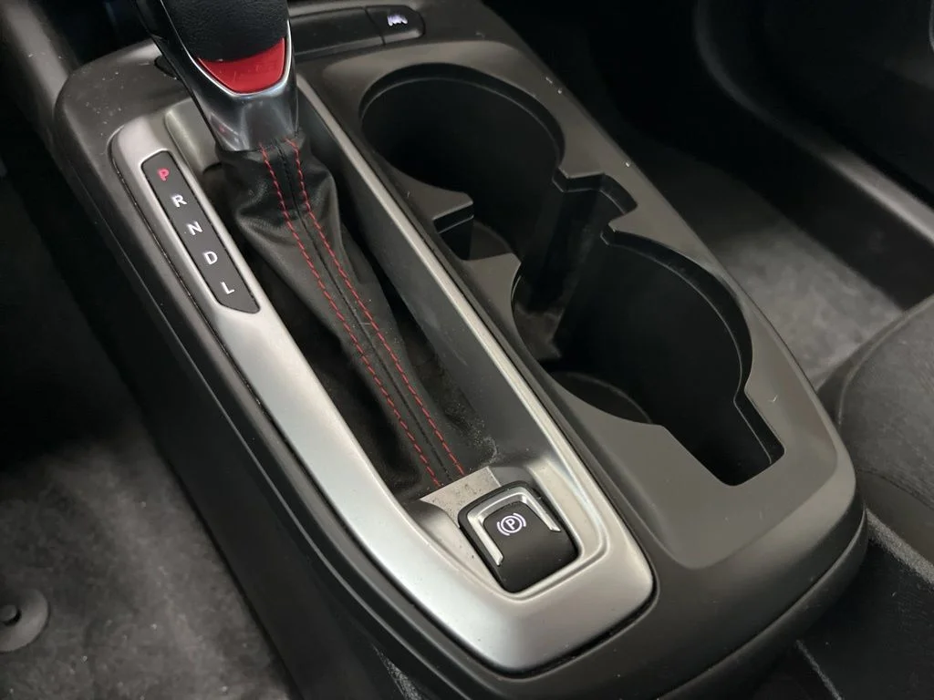 Used 2024 Red Chevrolet 1RS image 12