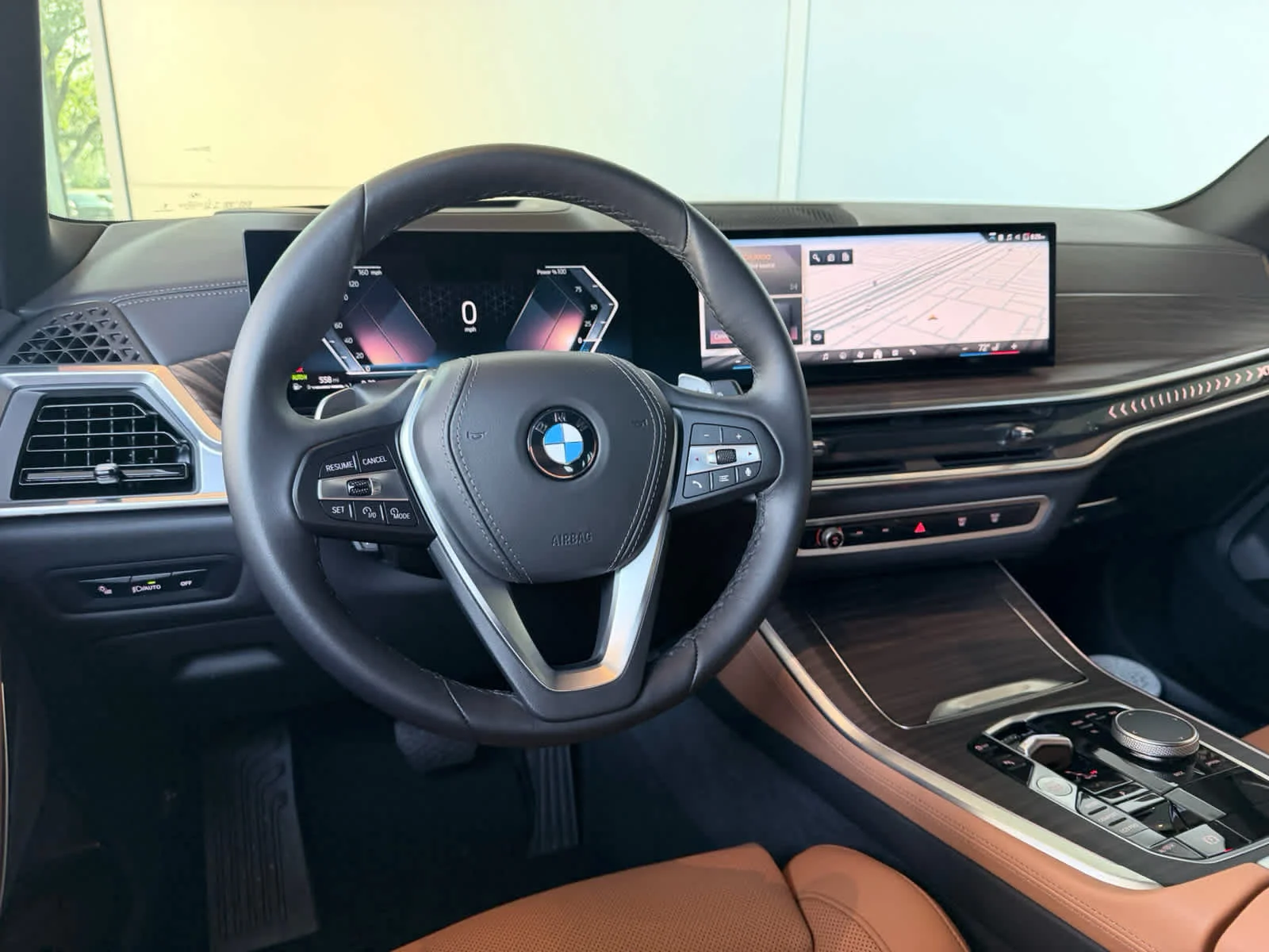 Used 2026  BMW sDrive40i image 13