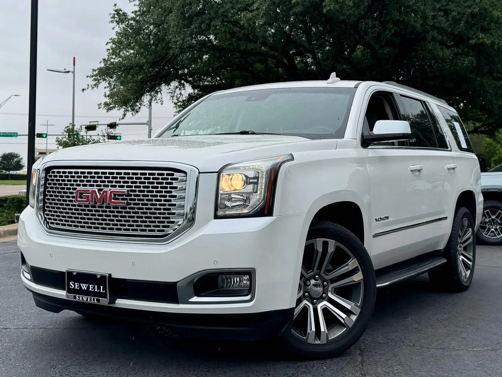 2017 GMC Yukon 2WD SLT's photo