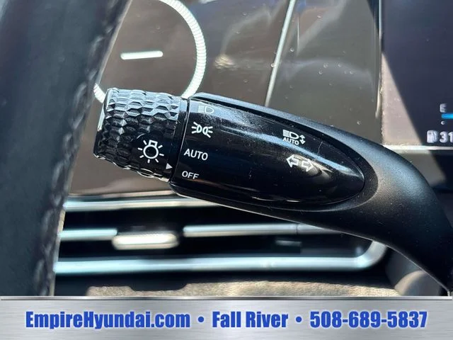 Used 2022 Black Hyundai SEL image 28