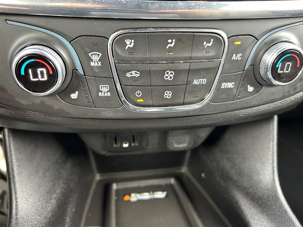 Used 2023 White Chevrolet LT image 30