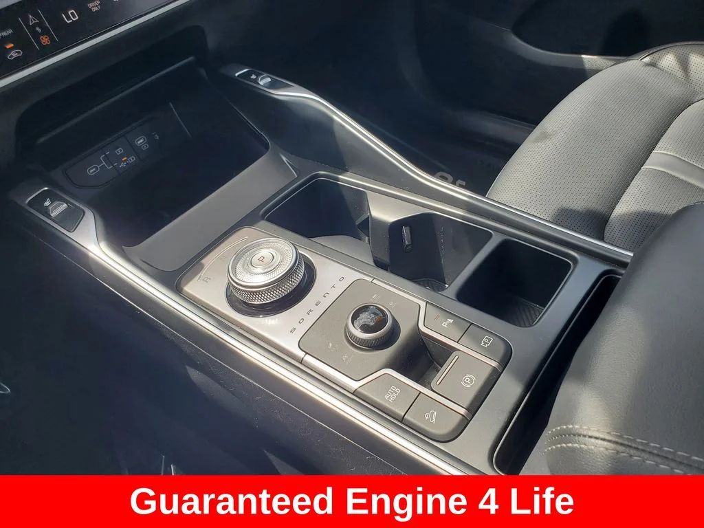 Used 2025 Green Kia EX image 29