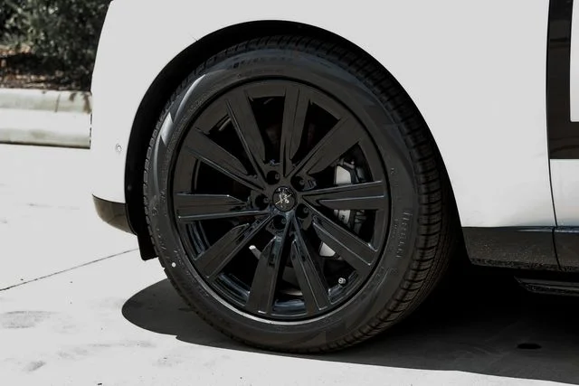 2026 Land Rover Range Rover SE - Photo 73