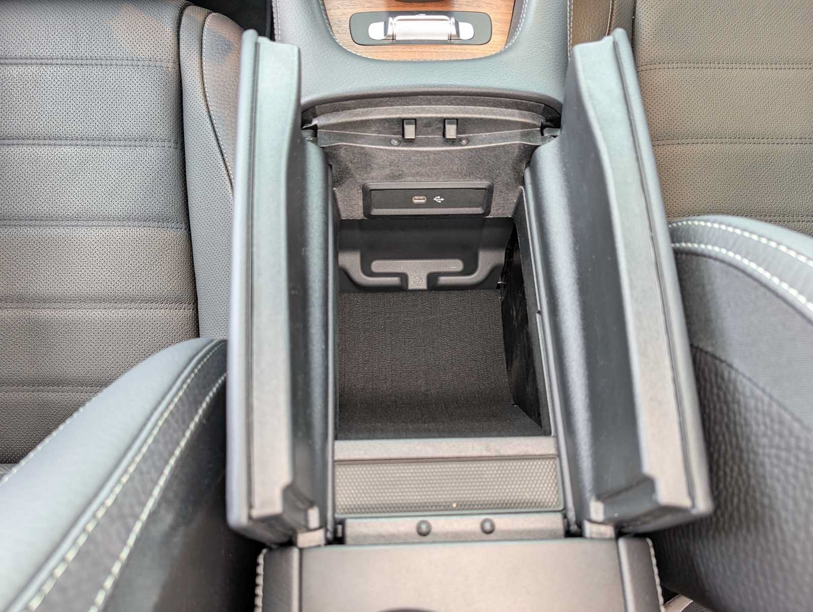 2026 Mercedes-Benz GLS Base - Photo 13