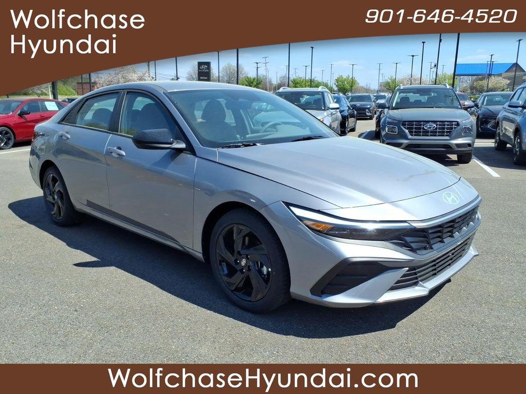 New 2026 Silver Hyundai SEL Sport image 7