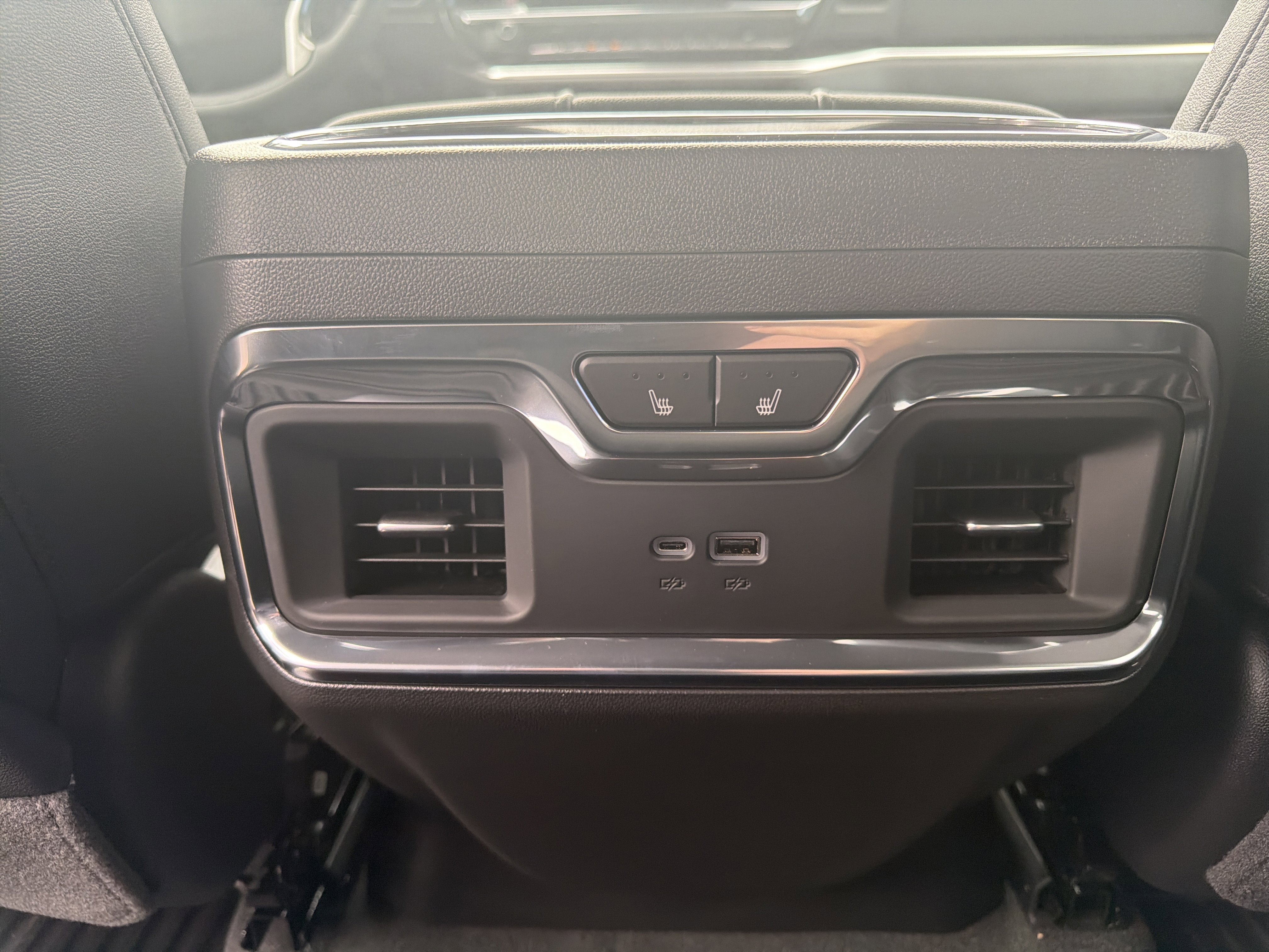 2026 Chevrolet Silverado 1500 LTZ - Photo 11